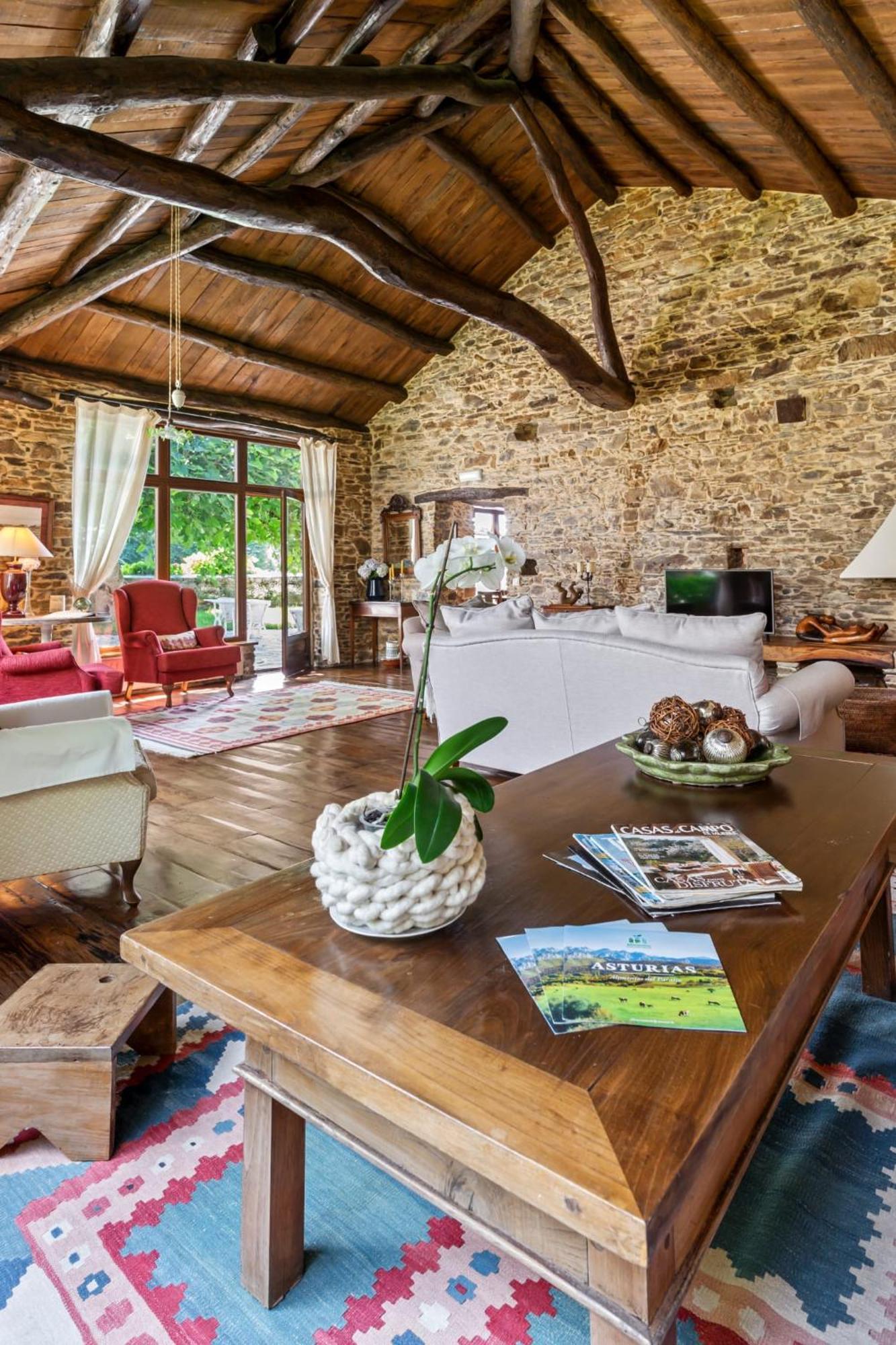 Bed and Breakfast Casa Peleyon Castropol Exterior foto